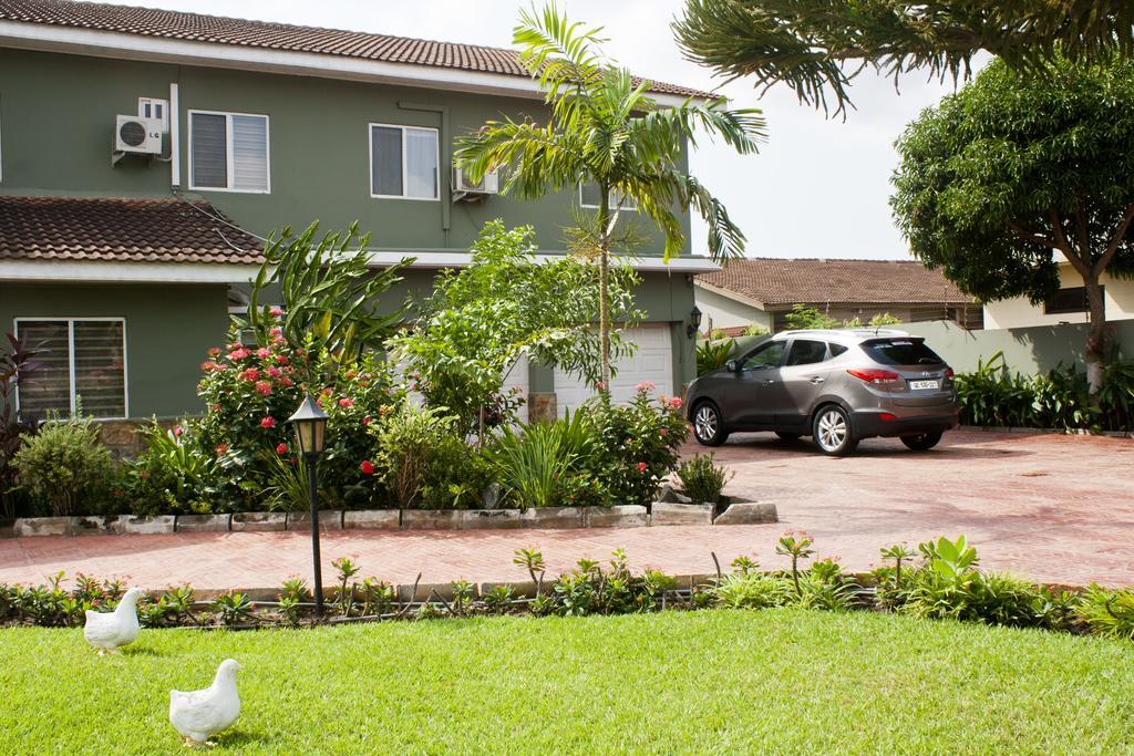 Quest Lodge Accra Ngoại thất bức ảnh