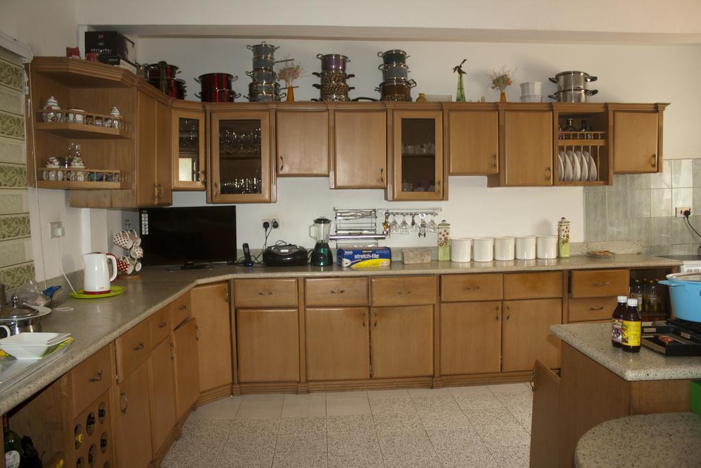 Quest Lodge Accra Ngoại thất bức ảnh