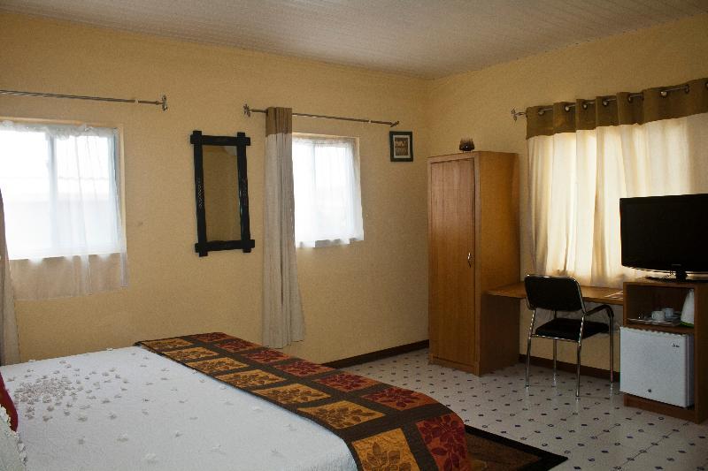 Quest Lodge Accra Ngoại thất bức ảnh
