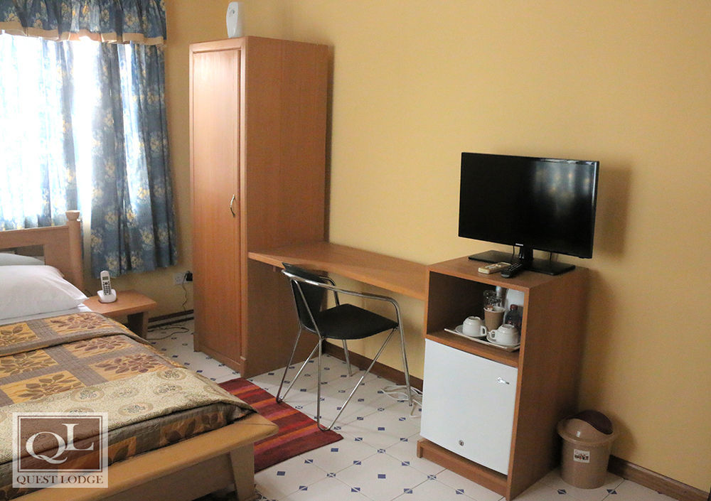 Quest Lodge Accra Ngoại thất bức ảnh