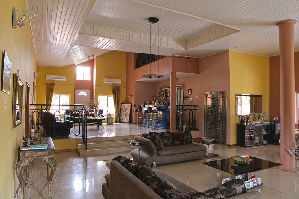 Quest Lodge Accra Ngoại thất bức ảnh